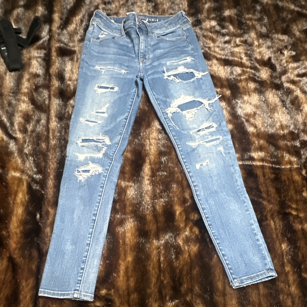 American Eagle Super Stretch Women's Skinny Jeans Size 2 Regular Blue Distressed
